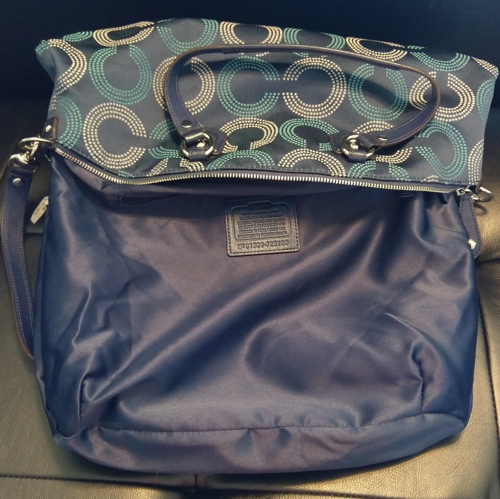 COACH ASHLEY DOTTED OP ART NORTH/SOUTH SAT… - Picture 6 of 8